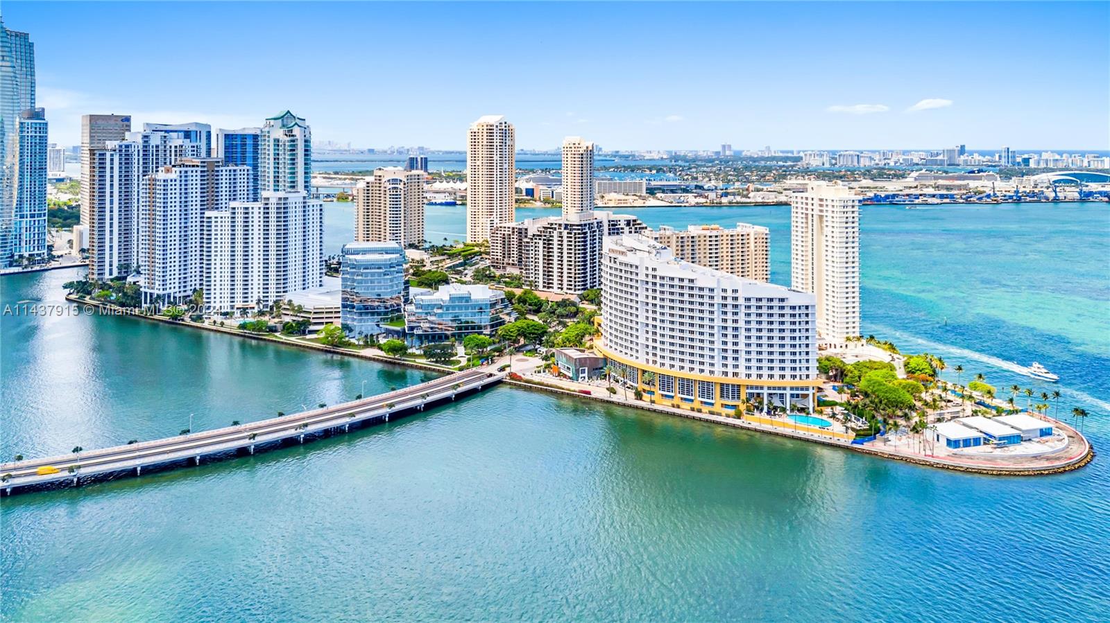 THREE TEQUESTA POINT COND - Residential