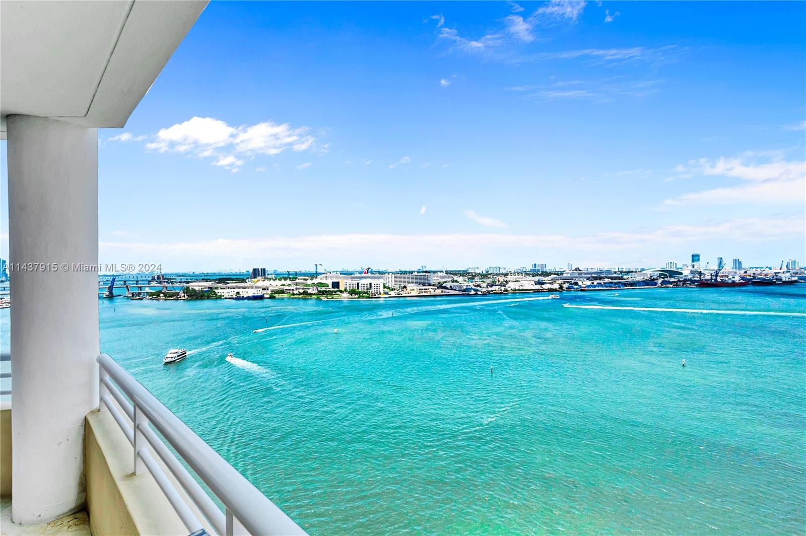 THREE TEQUESTA POINT COND - Residential