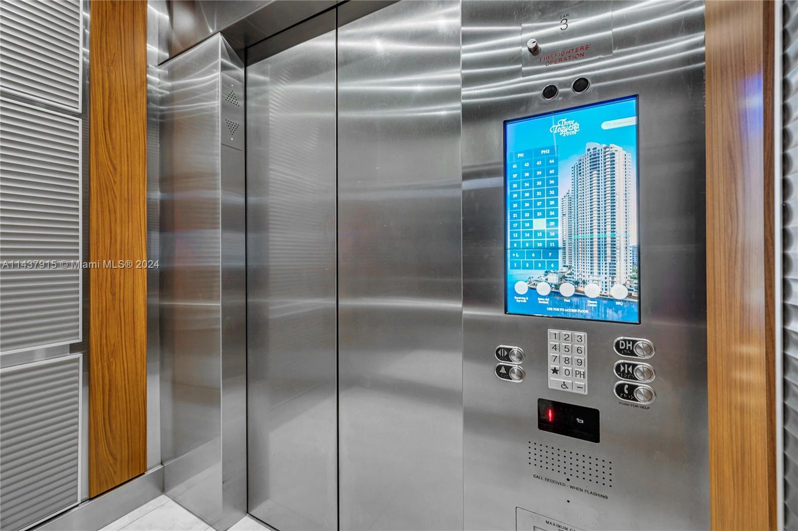 THREE TEQUESTA POINT COND - Residential