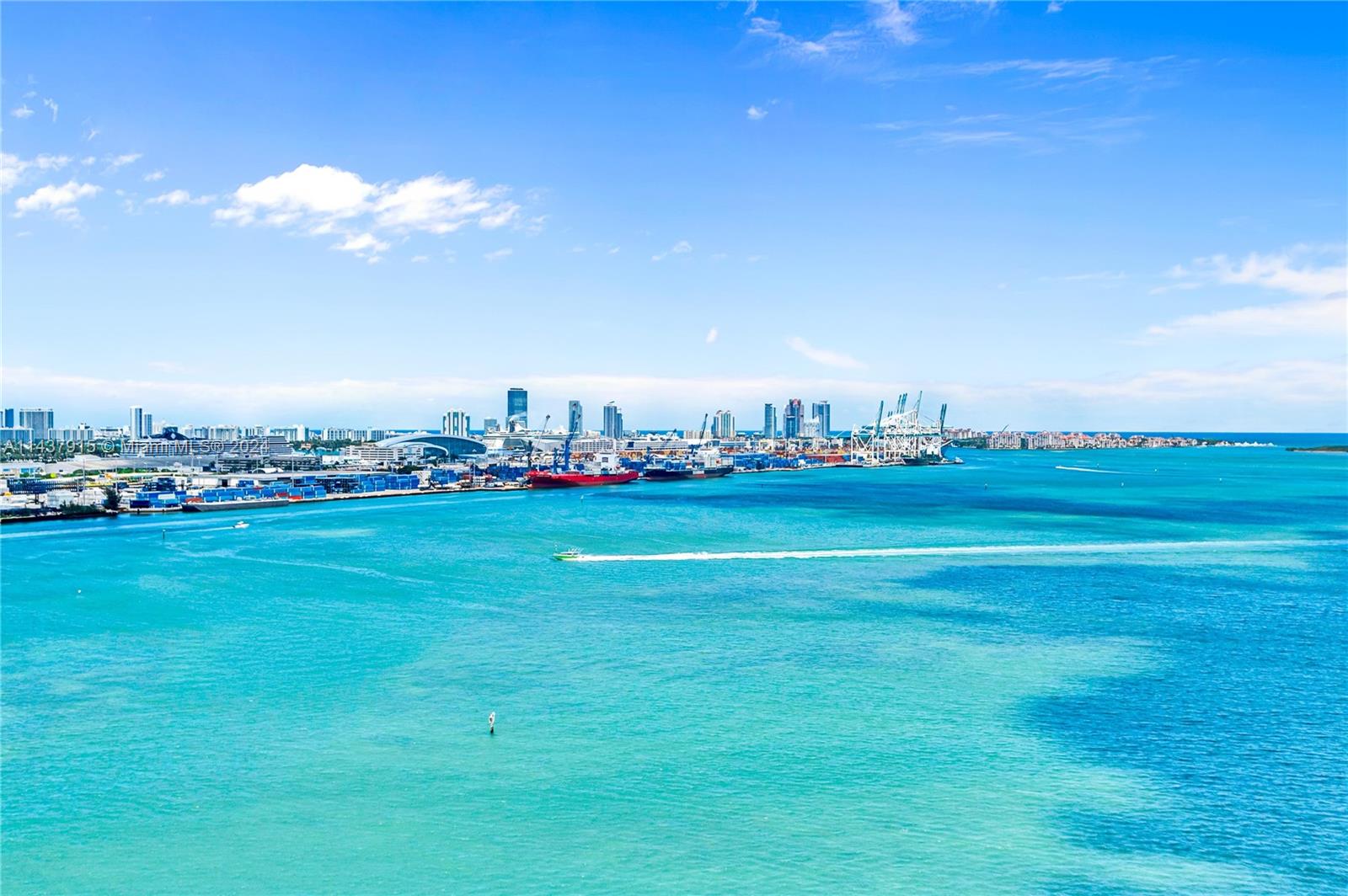 THREE TEQUESTA POINT COND - Residential