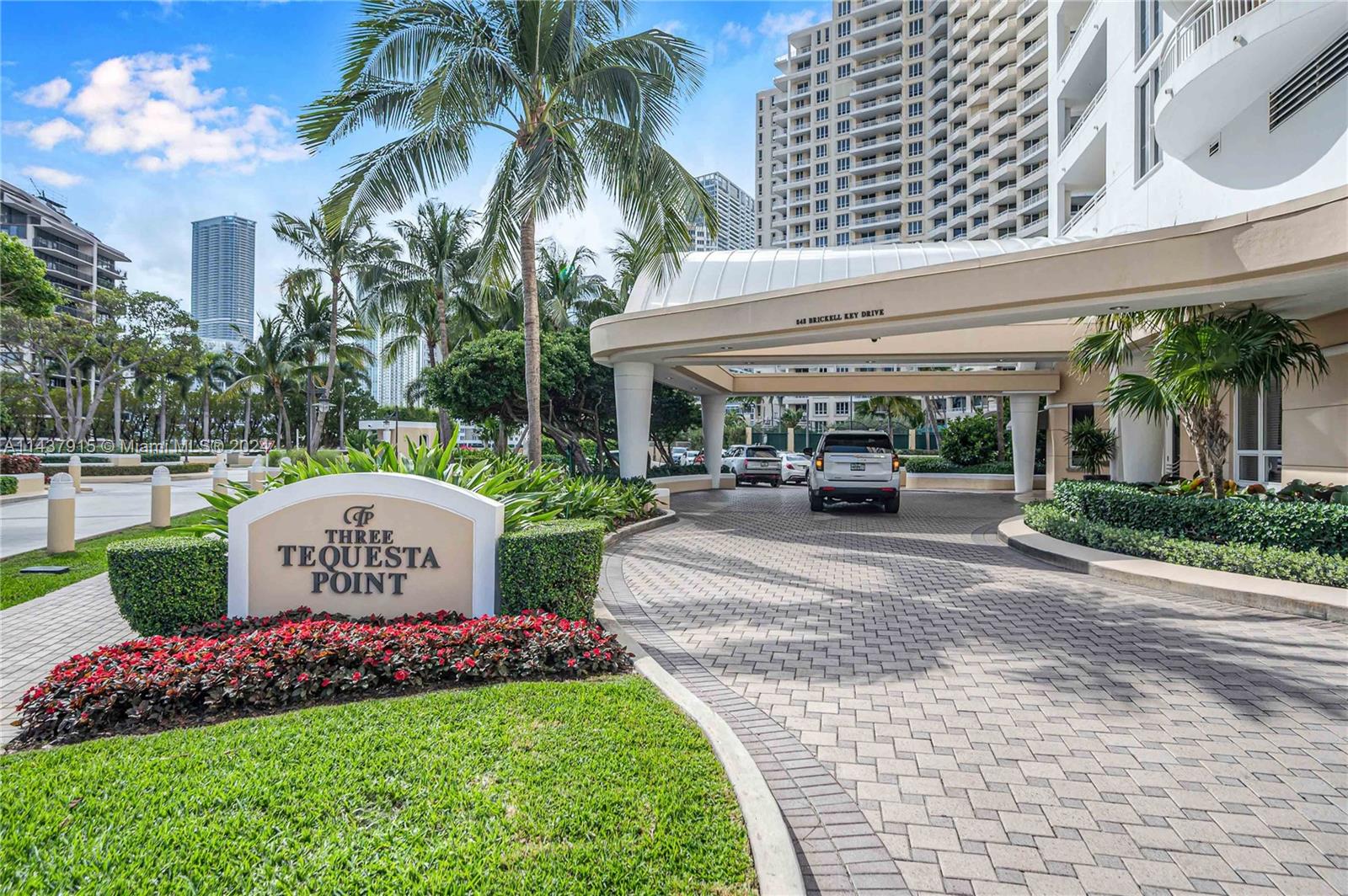 THREE TEQUESTA POINT COND - Residential