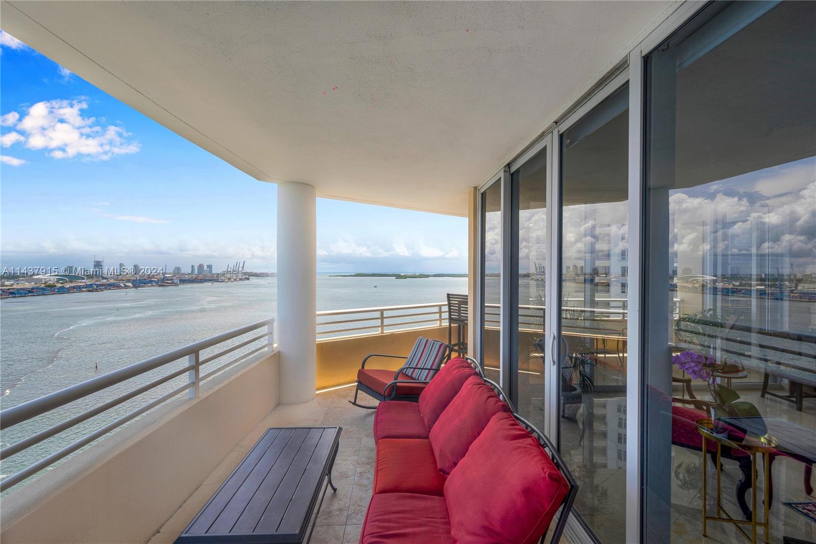 THREE TEQUESTA POINT COND - Residential