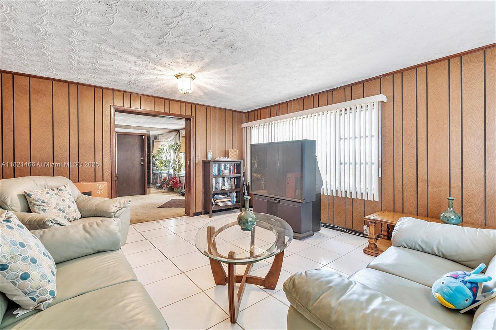 2390 Service Rd