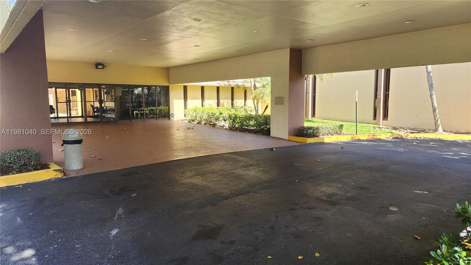 BERMUDA CLUB NINE CONDO - Residential