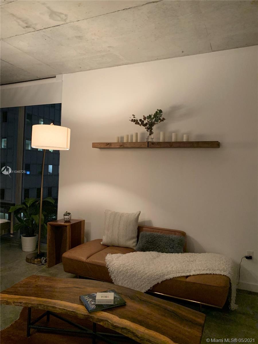 CENTRO CONDO - Residential Lease