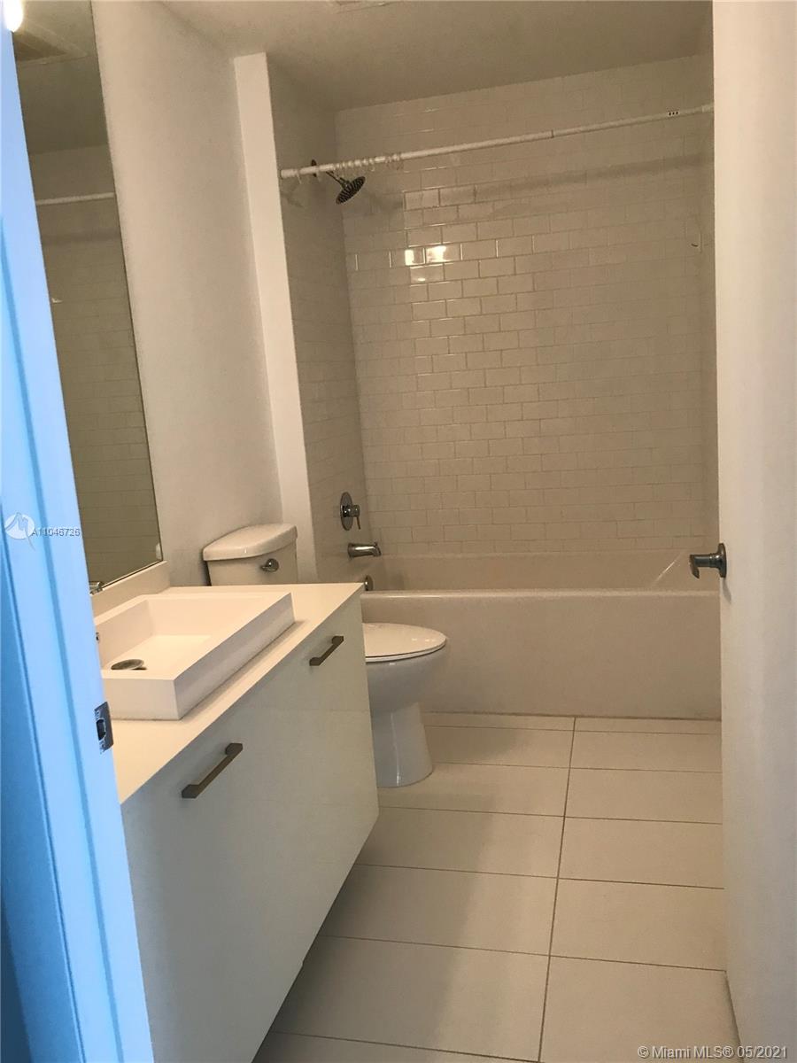 CENTRO CONDO - Residential Lease