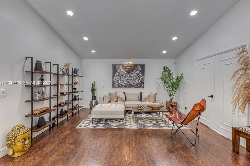 CORAL BAY PARCELS I WEST - Residential