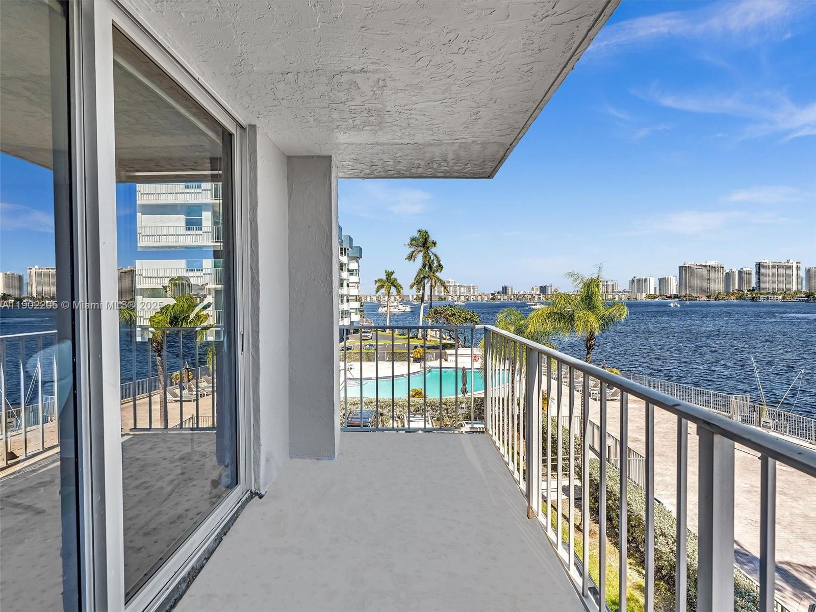 REEF SOUTH CONDO - Residential