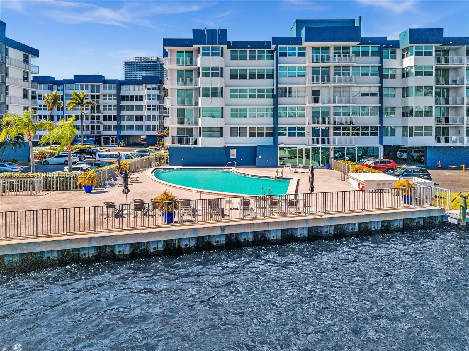 REEF SOUTH CONDO - Residential