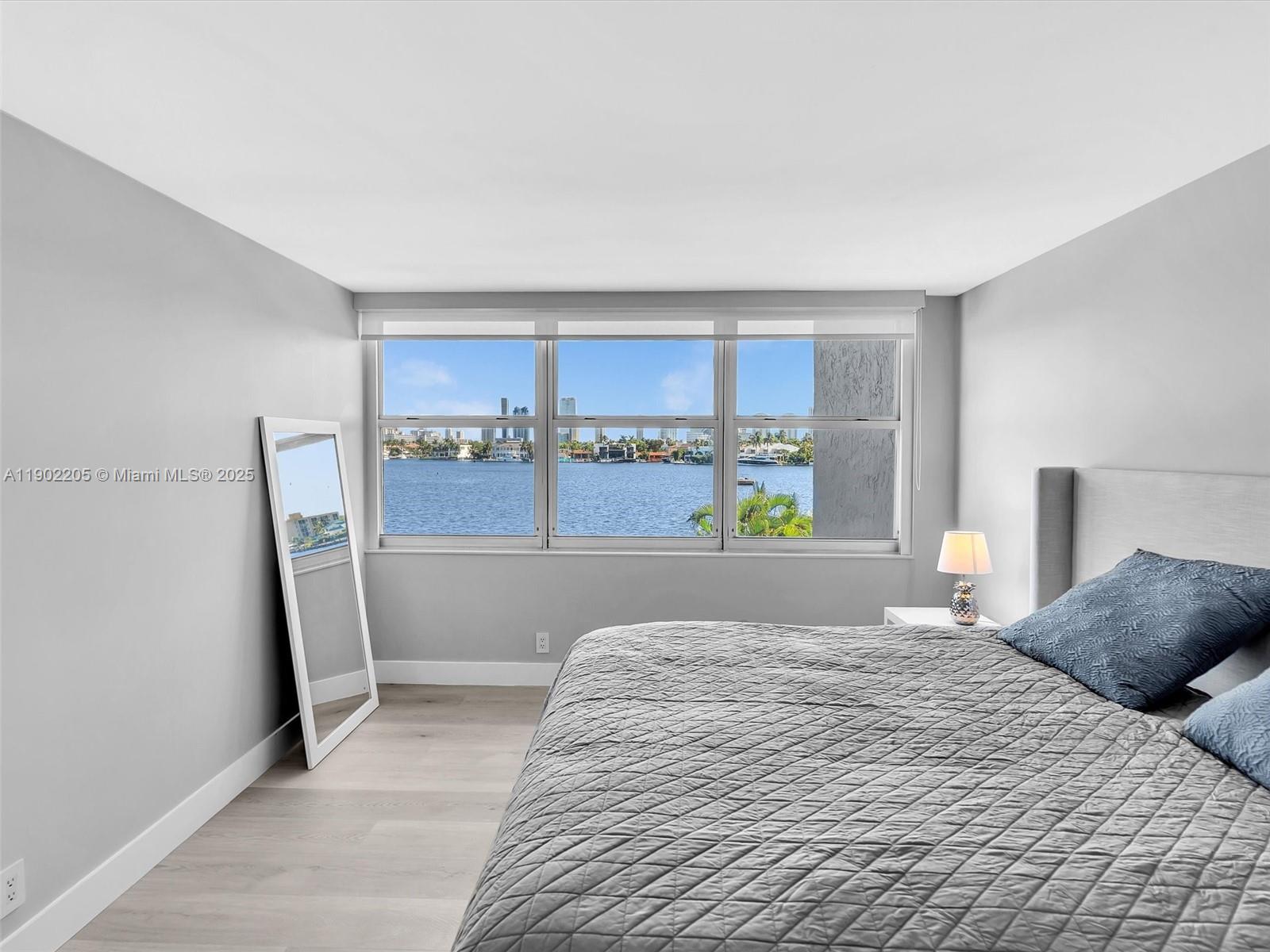 REEF SOUTH CONDO - Residential