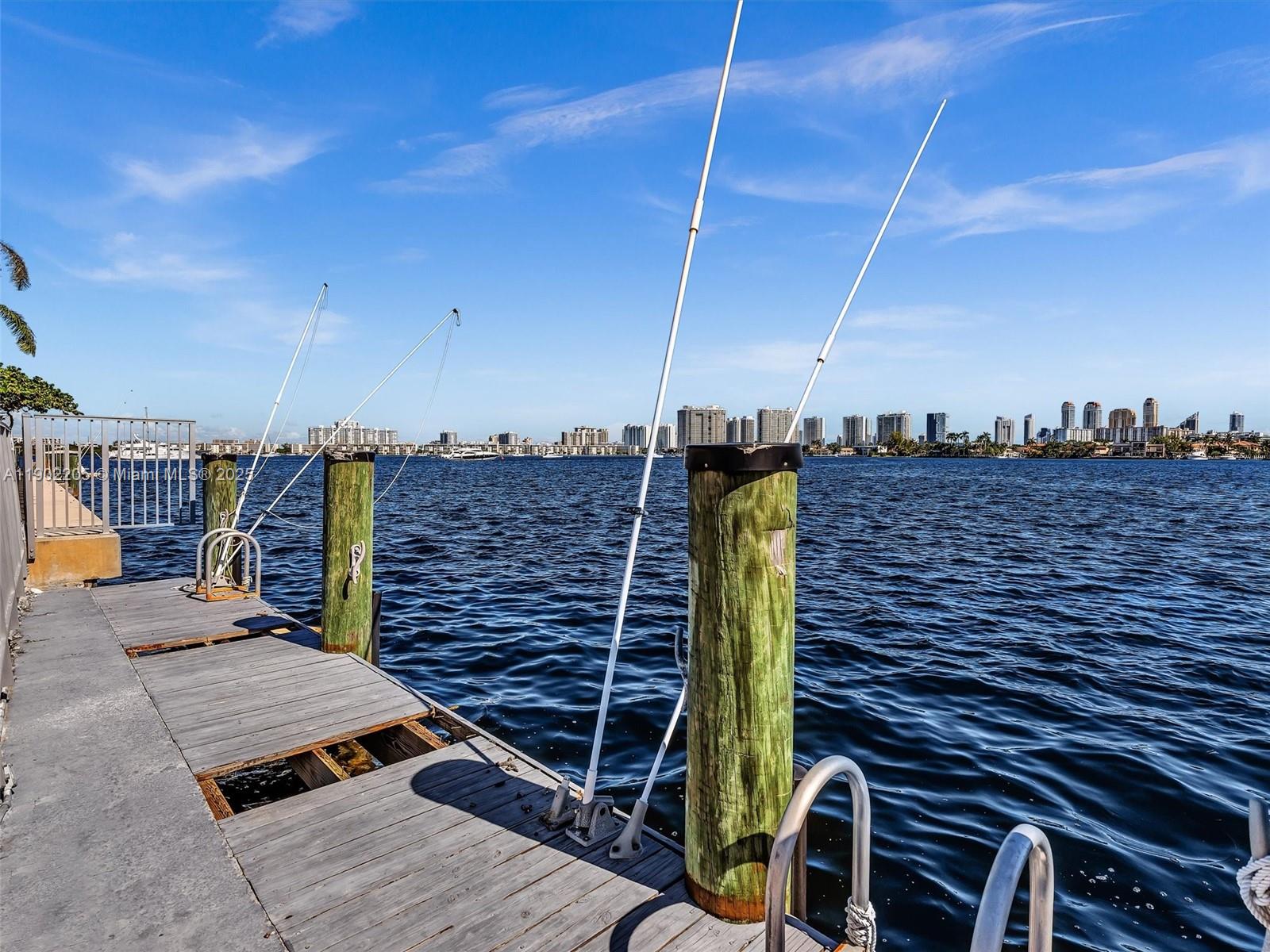 REEF SOUTH CONDO - Residential