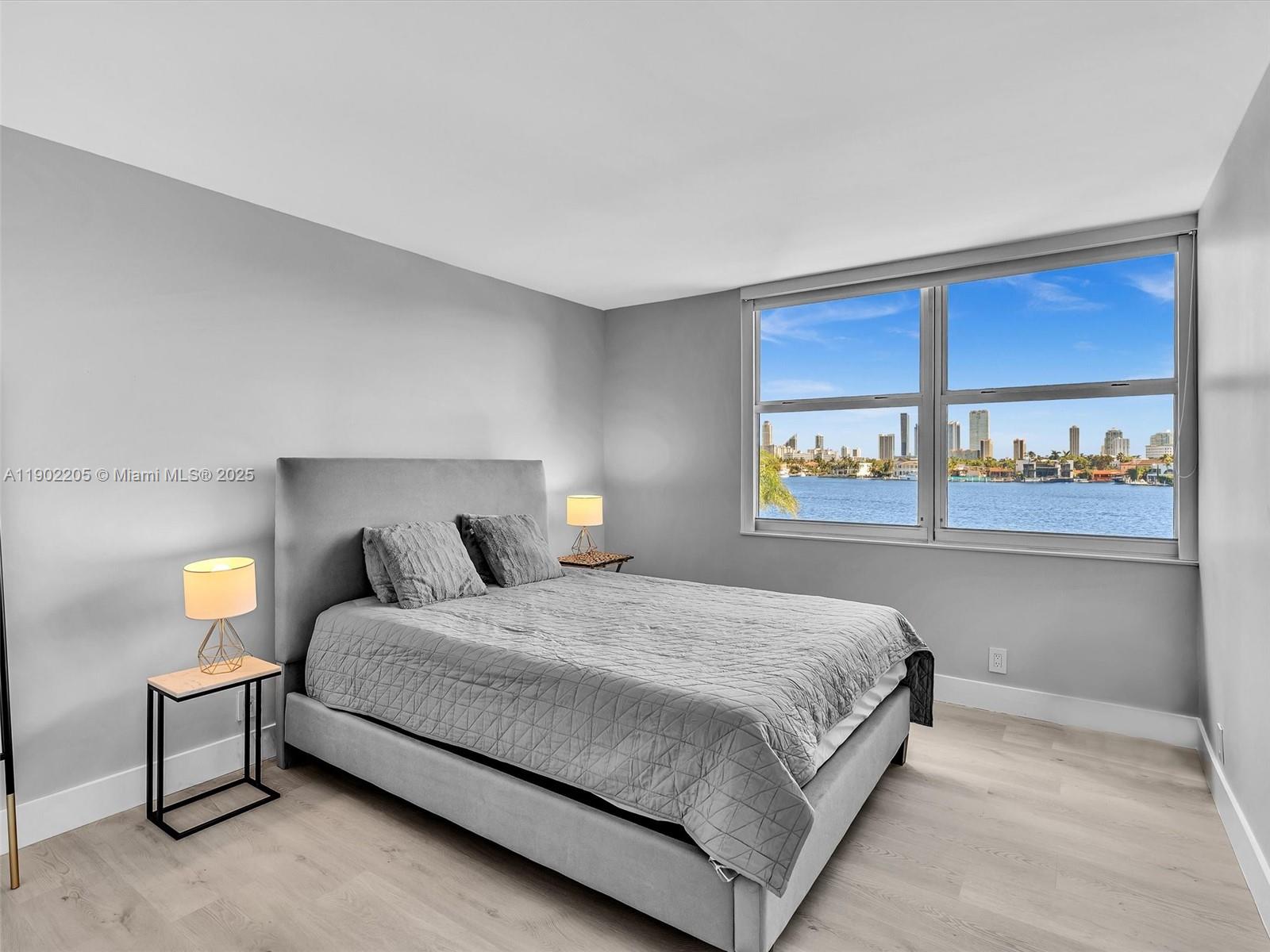 REEF SOUTH CONDO - Residential