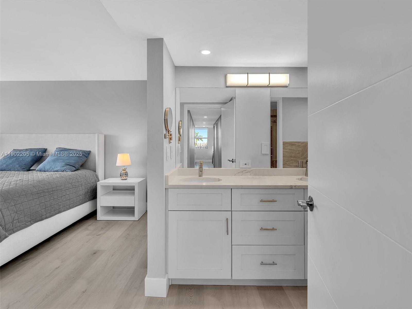 REEF SOUTH CONDO - Residential