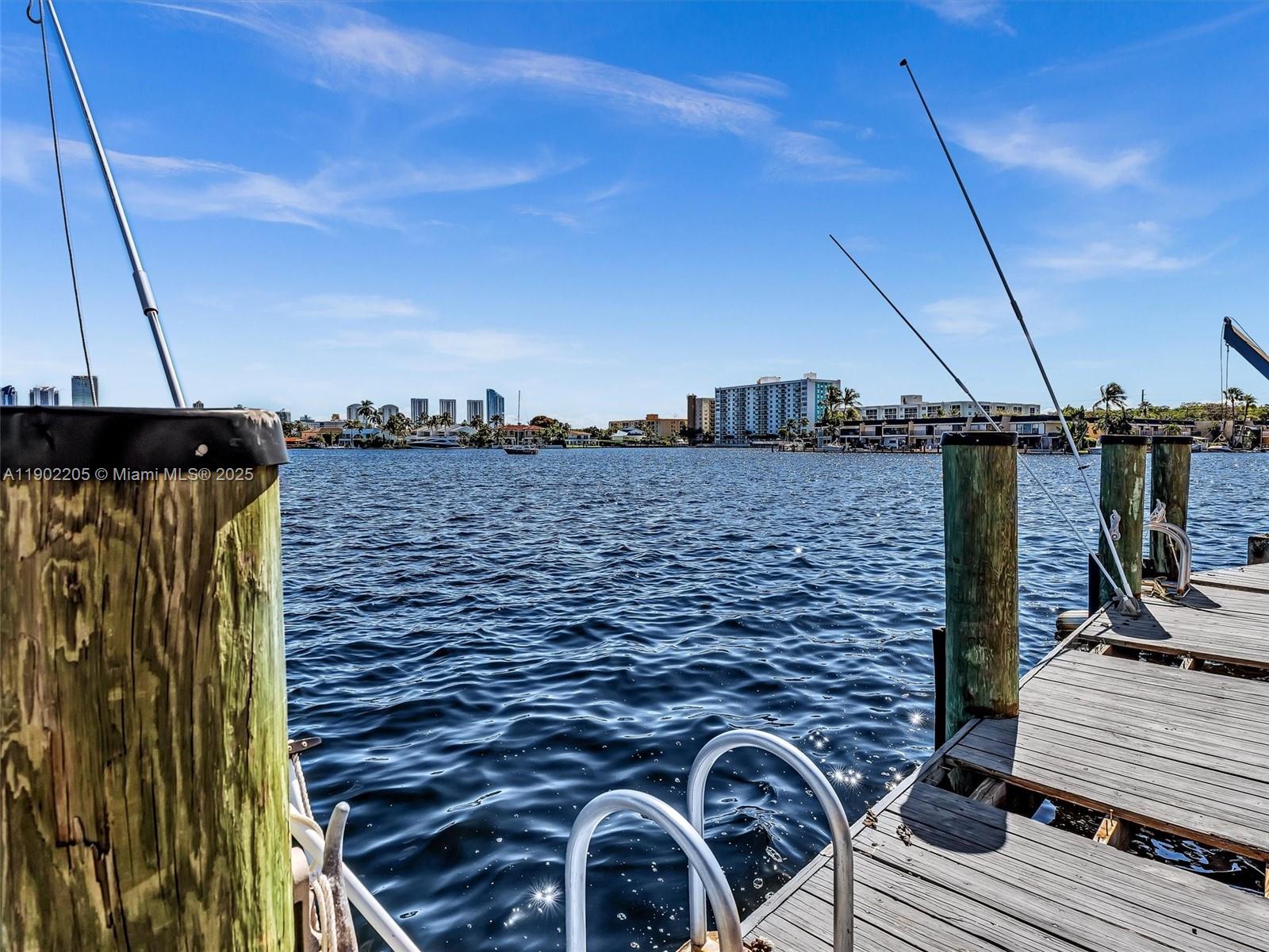 REEF SOUTH CONDO - Residential