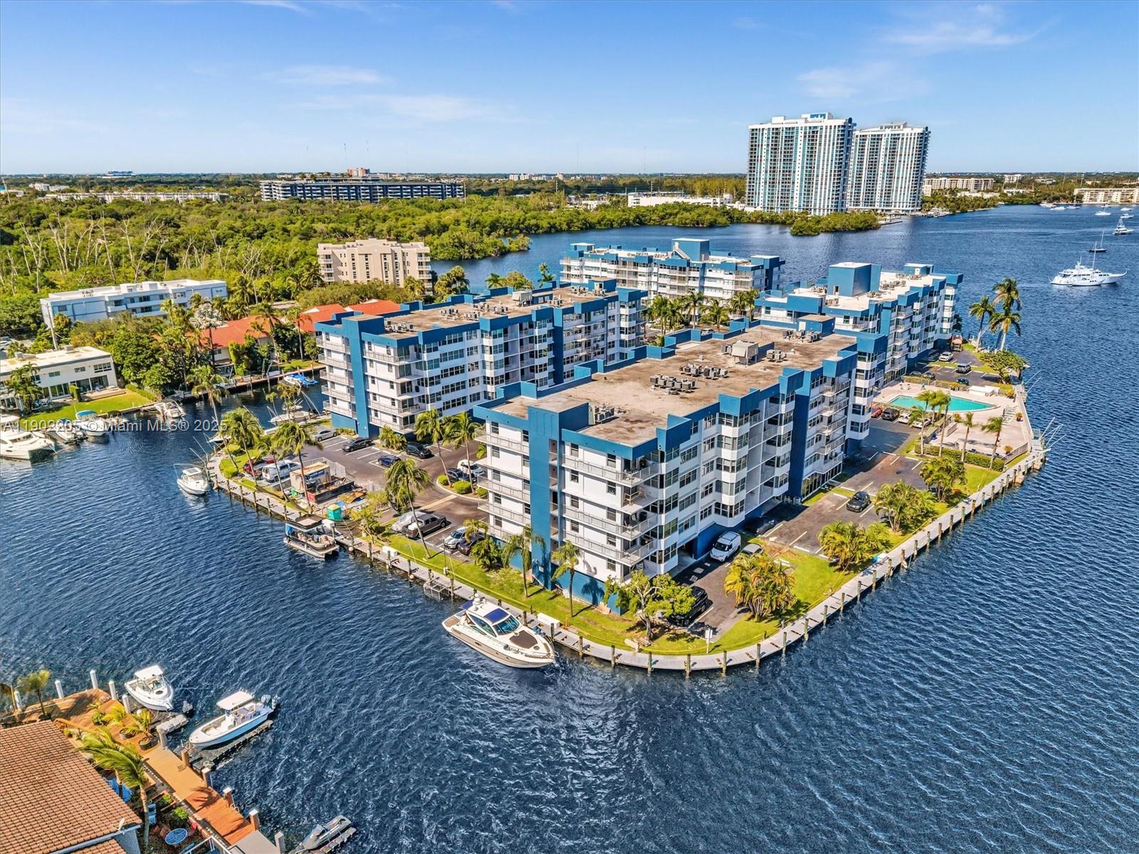 REEF SOUTH CONDO - Residential