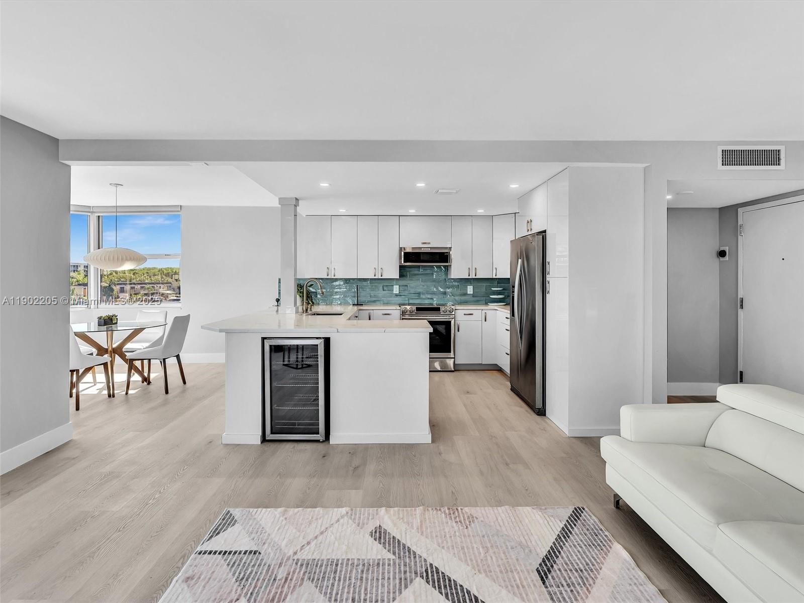 REEF SOUTH CONDO - Residential