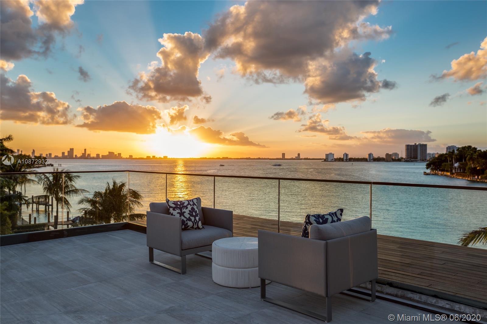 LA GORCE GOLF SUB - Residential