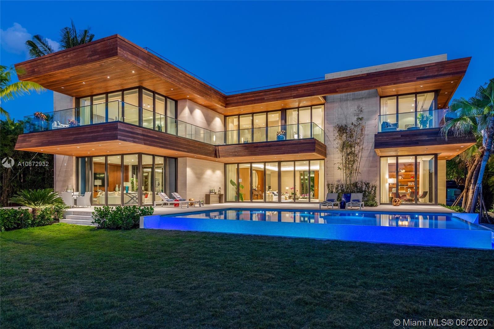 LA GORCE GOLF SUB - Residential