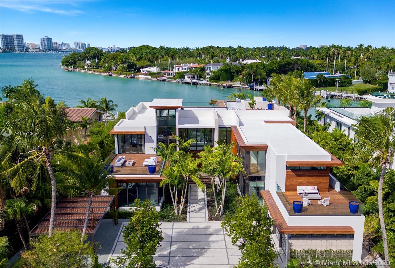 LA GORCE GOLF SUB - Residential