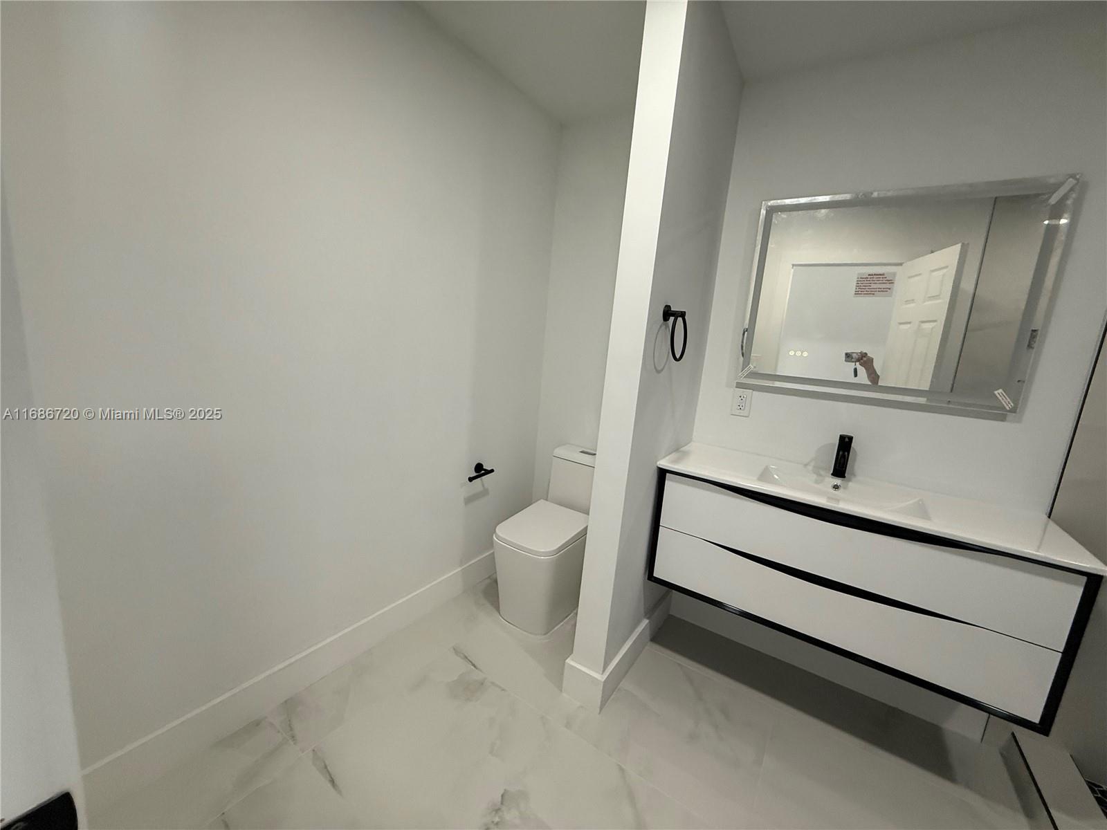 TROPICAL ESTATES 1ST ADDN - Residential
