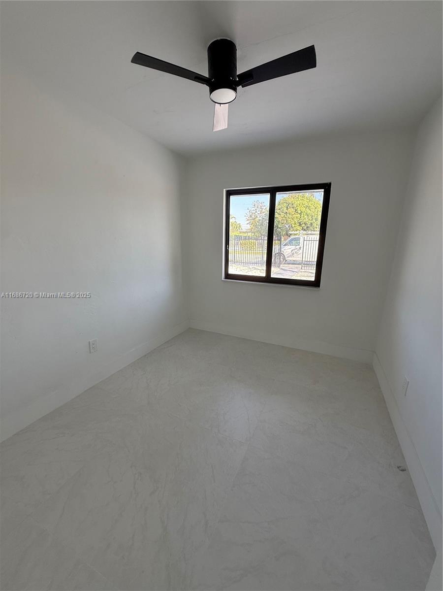TROPICAL ESTATES 1ST ADDN - Residential