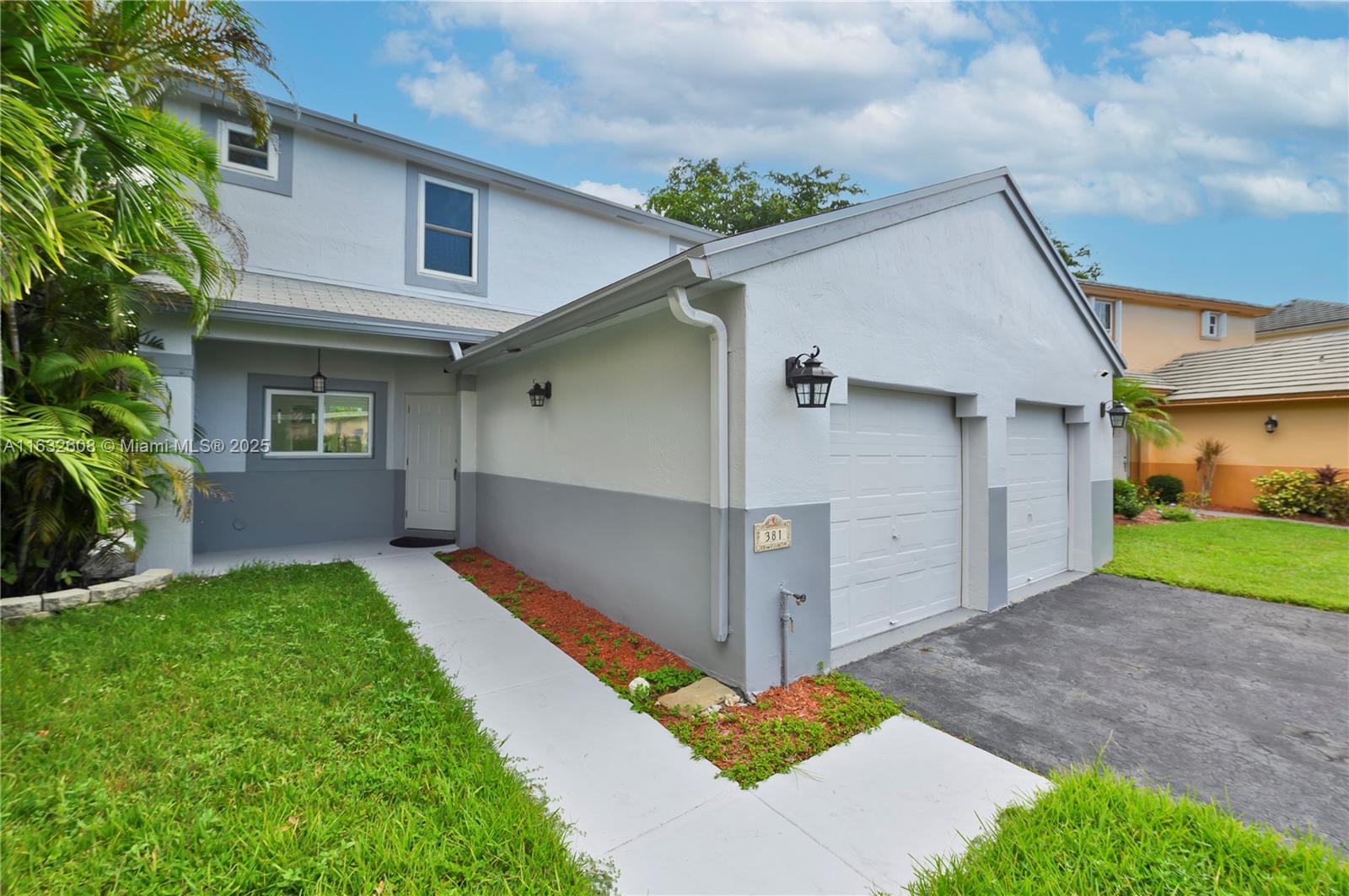 Discover this beautifully updated 3-bedroom, 3-bathroom home in an amazing Pembroke Pines neighborhood. Every detail has been carefully considered, featuring brand-new flooring, fully renovated bathrooms, and a modernized kitchen that’s perfect for entertaining.The property is equipped with impact windows, providing enhanced security and peace of mind. Outside, enjoy a private fenced backyard, ideal for relaxation or gatherings.This community offers excellent amenities, including a pool and a playground, and is conveniently located near top-rated schools, shopping, and dining. Seller contribution $10K
Don’t miss this opportunity to own a turnkey home in one of Pembroke Pines’ most sought-after areas!