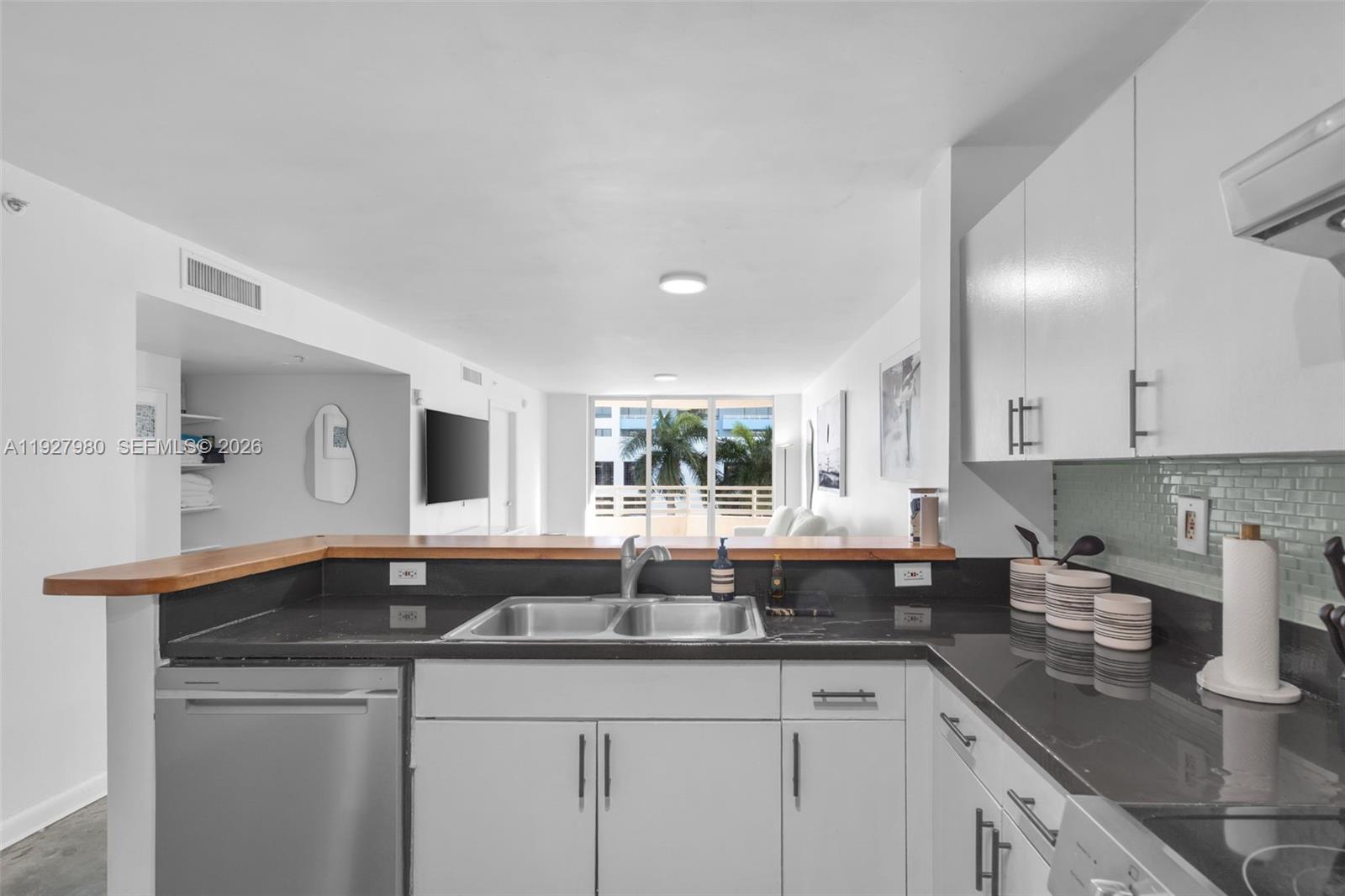 THE SAILS CONDO - Residential