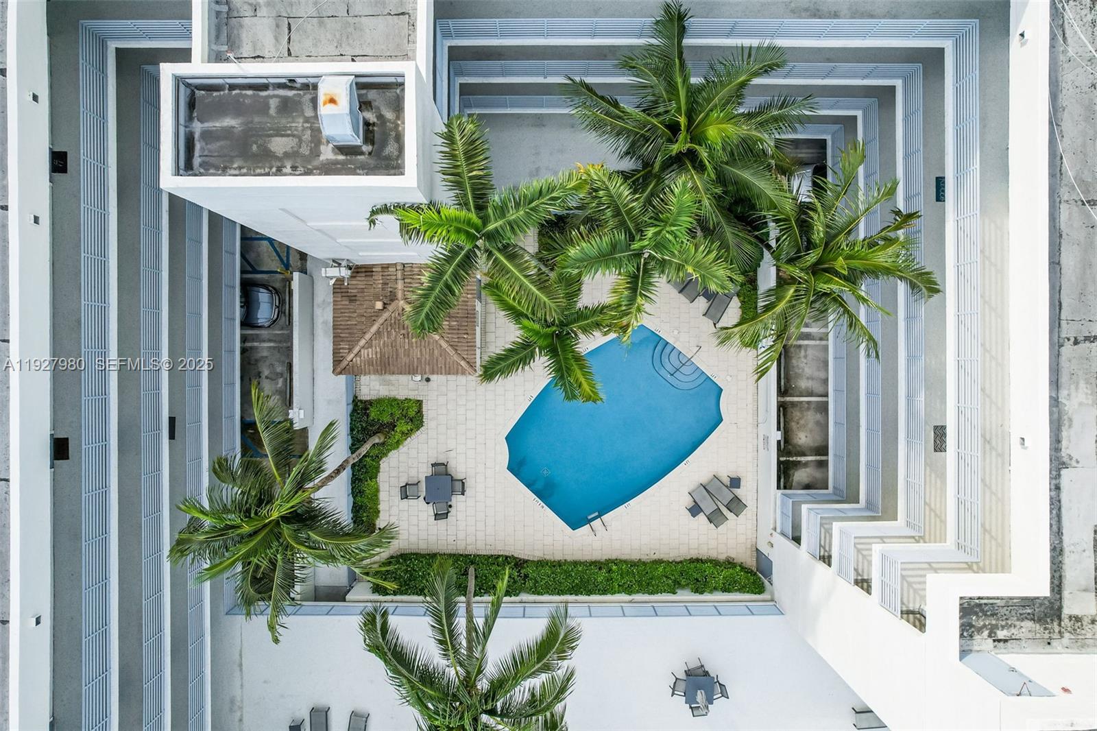 THE SAILS CONDO - Residential