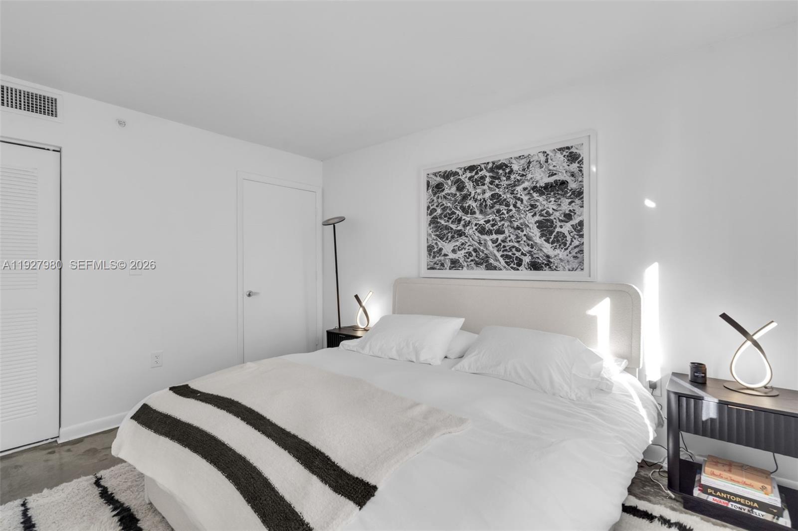 THE SAILS CONDO - Residential