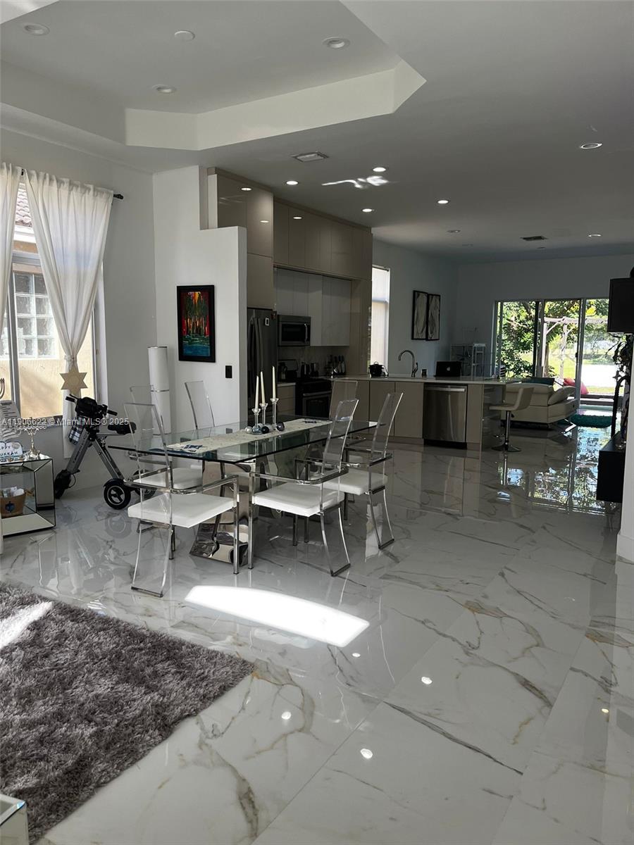 BIG SKY NORTH RESIDENTIAL - Residential Lease