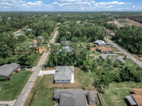 A home in Sebring