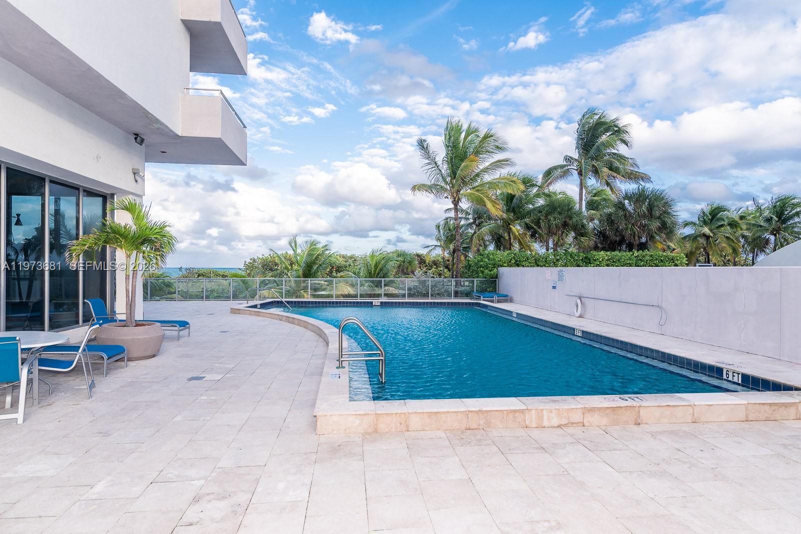 9225 Collins Ave 1010