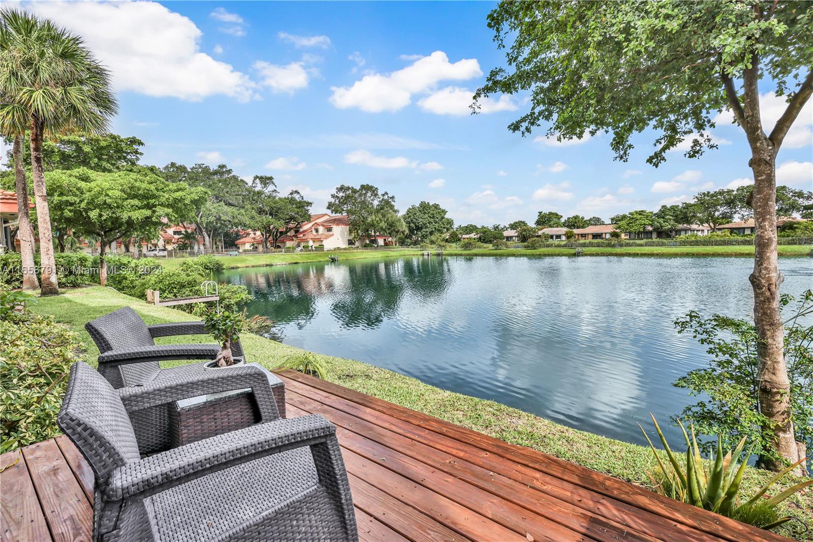 Photo 1 of 3507 Emerald Oaks Dr 1804, Hollywood, Florida, $434,000, Web #: 11658791