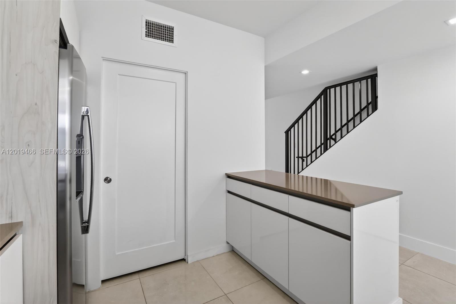OAKS PLACE - Residential