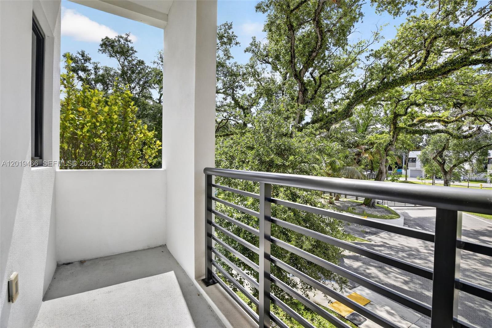 OAKS PLACE - Residential