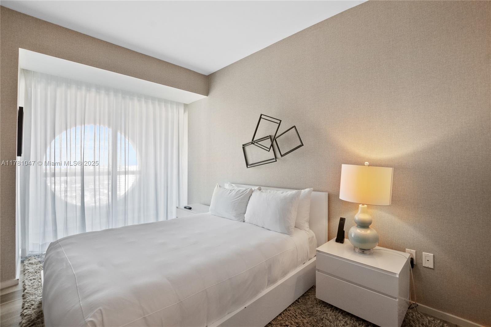 551 FLB CONDOMINIUM HOTEL - Residential