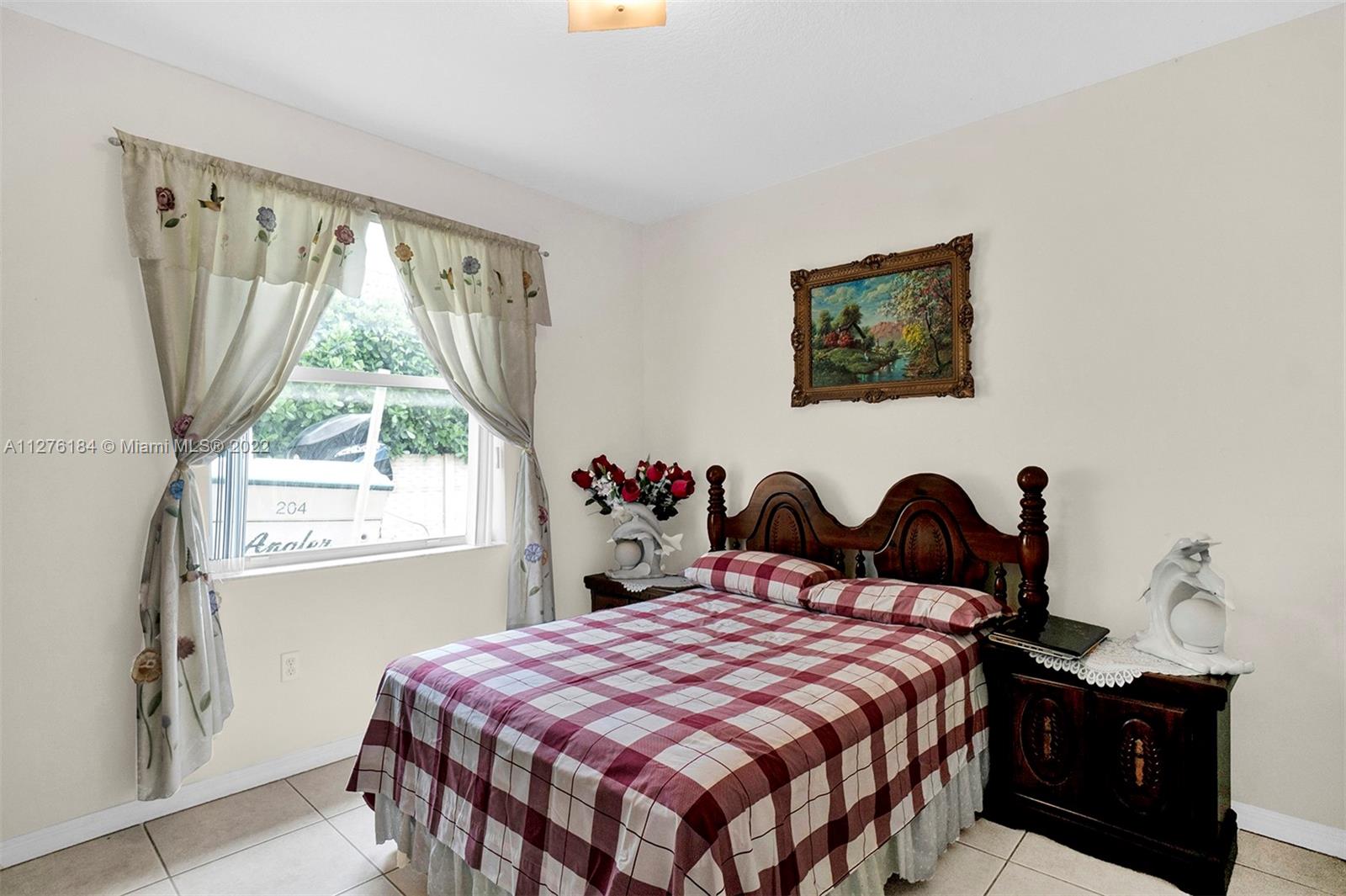 SIGNATURE GARDENS SUB - Residential