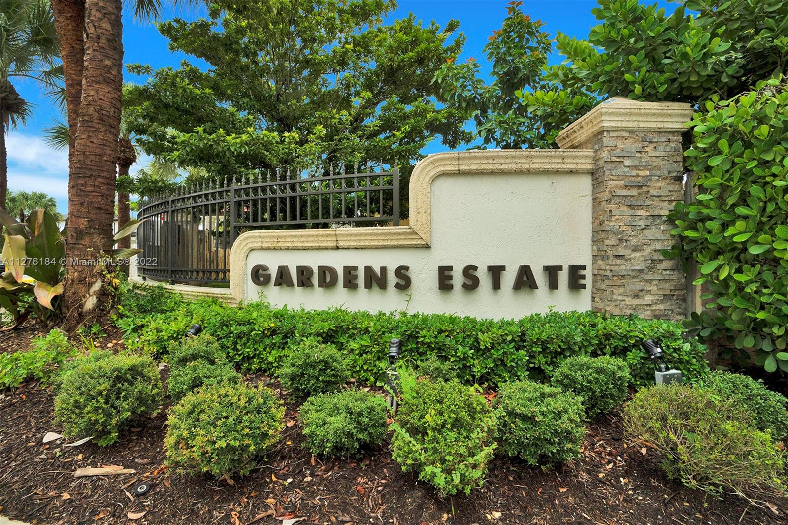 SIGNATURE GARDENS SUB - Residential