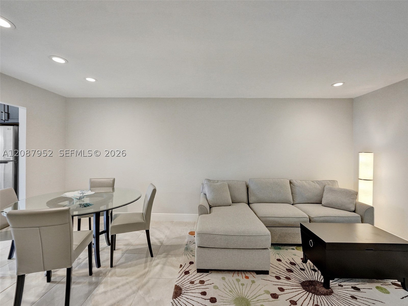 207 Cape Cod Cir 207