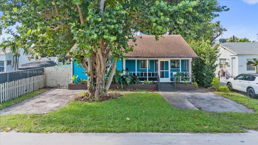 This beautifully maintained home is located in the sought-after Hollywood Ranches neighborhood, just 5 minutes from the vibrant ArtsPark at Young Circle, 10 minutes from the stunning Hollywood Beach, and 20 minutes from the Hard Rock Casino and Fort Lauderdale Airport. The move-in ready home features a new roof and impact windows installed in 2018. The primary bathroom has been fully renovated. The true gem of this home is the expansive backyard, with a lot size of 10,261 sq ft—perfect for building a pool or expanding the home in the future. Ideal for homebuyers, savvy investors, or developers. Zoned RM-18, this property allows up to 3-4 units with multi-family potential. Don’t miss out on this incredible opportunity in a prime location!