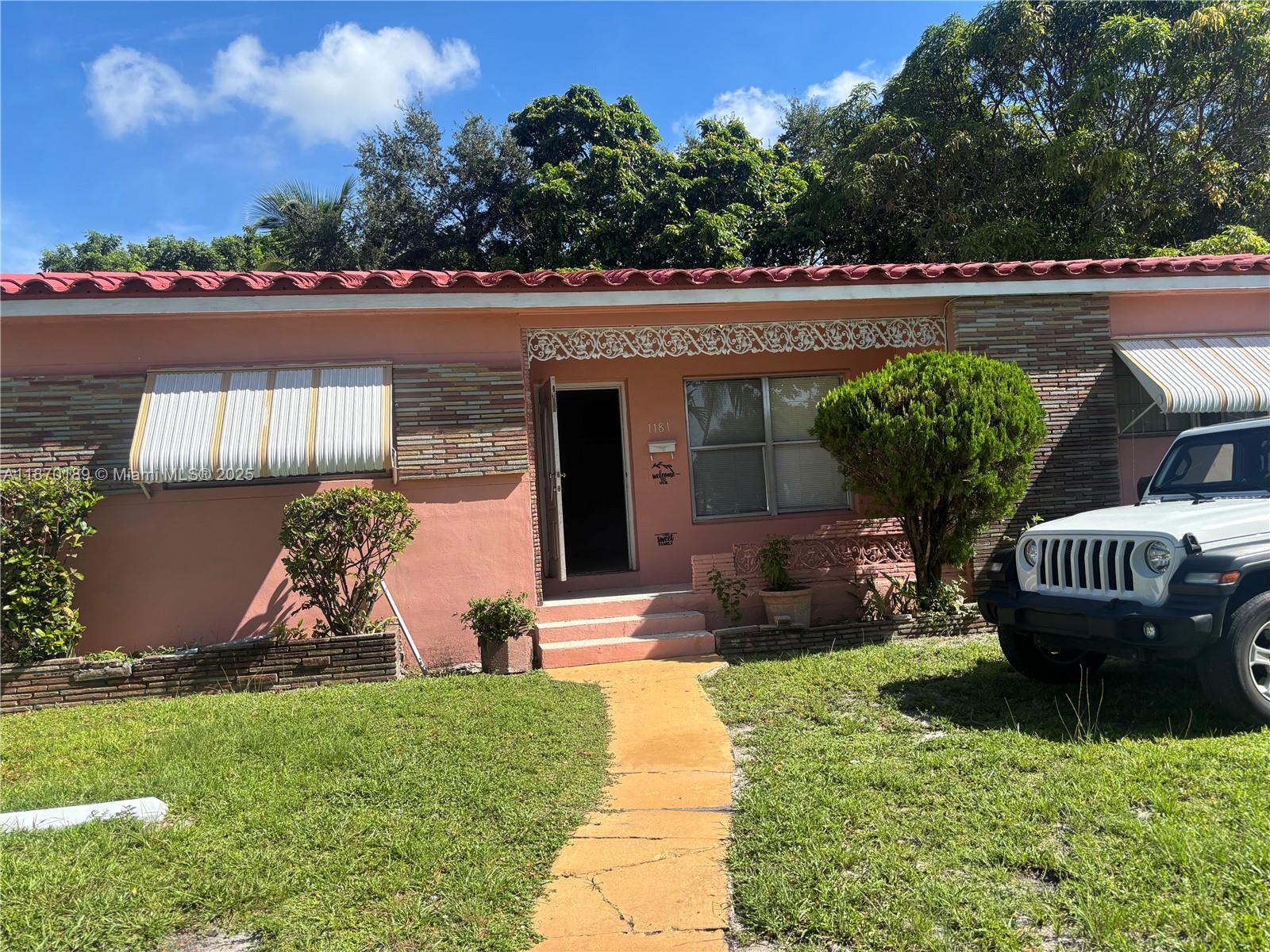 Welcome to your new home! This spacious and well-maintained 3 bedroom, 2 bathroom property offers comfort, style, and convenience is a great location. Perfect for families, professional, or anyone looking for a cozy and modern living space.