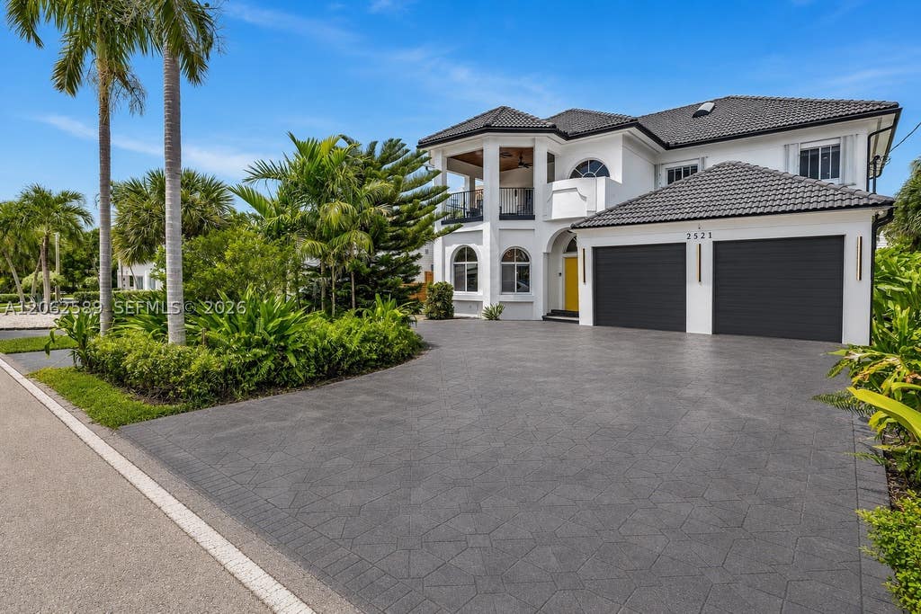 Photo of 2521 Center Ave, Fort Lauderdale, FL 33305 (MLS # A12062589)