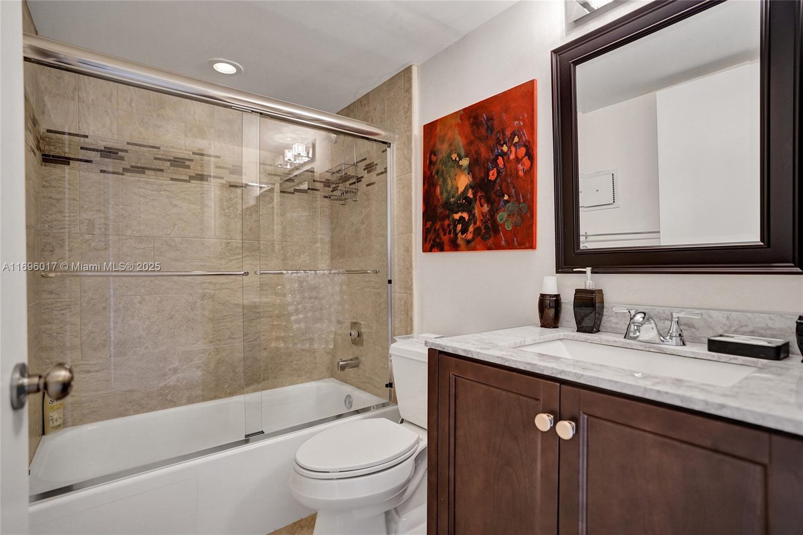 KINGS POINT BURGUNDY COND - Residential