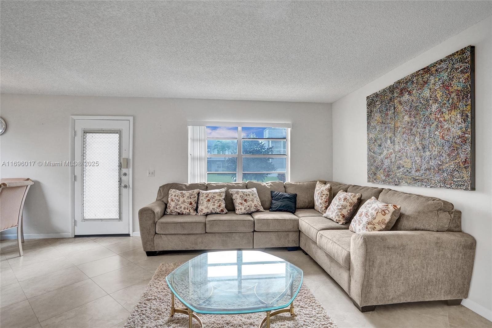 KINGS POINT BURGUNDY COND - Residential