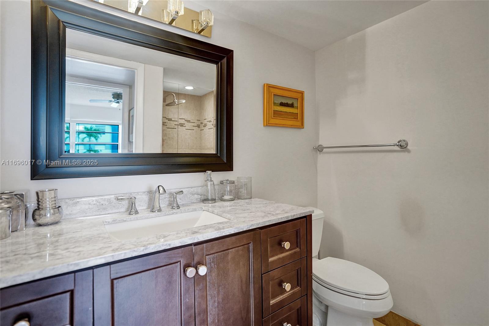 KINGS POINT BURGUNDY COND - Residential