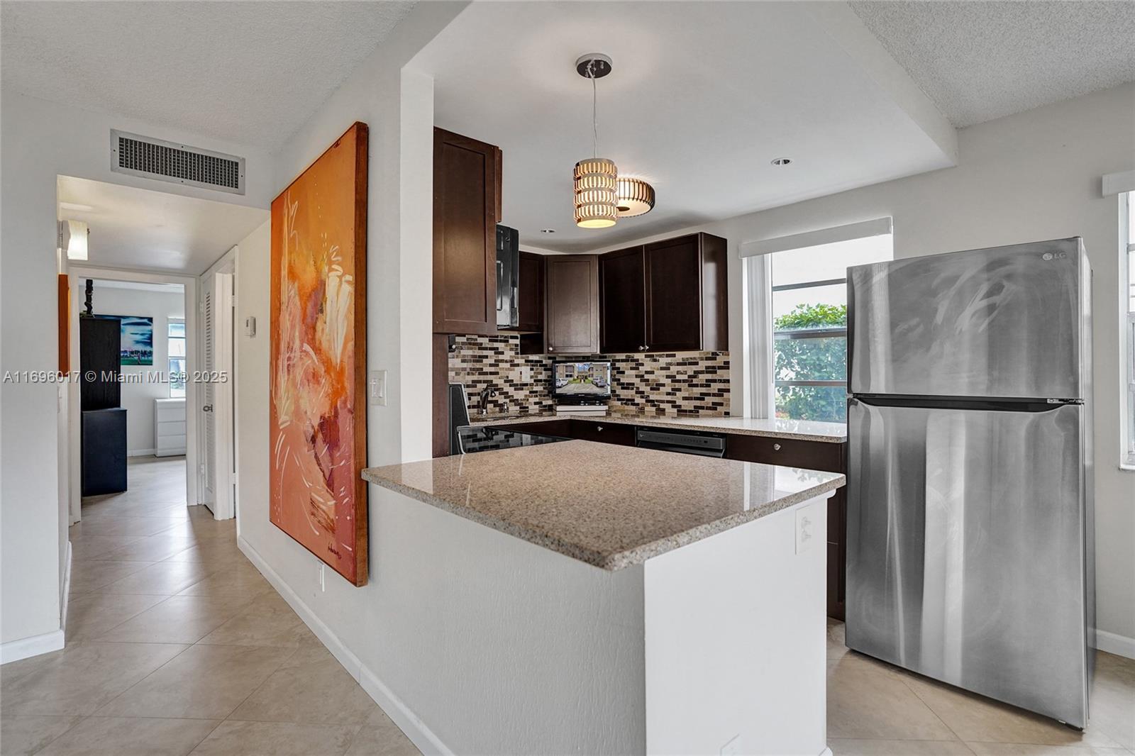 KINGS POINT BURGUNDY COND - Residential