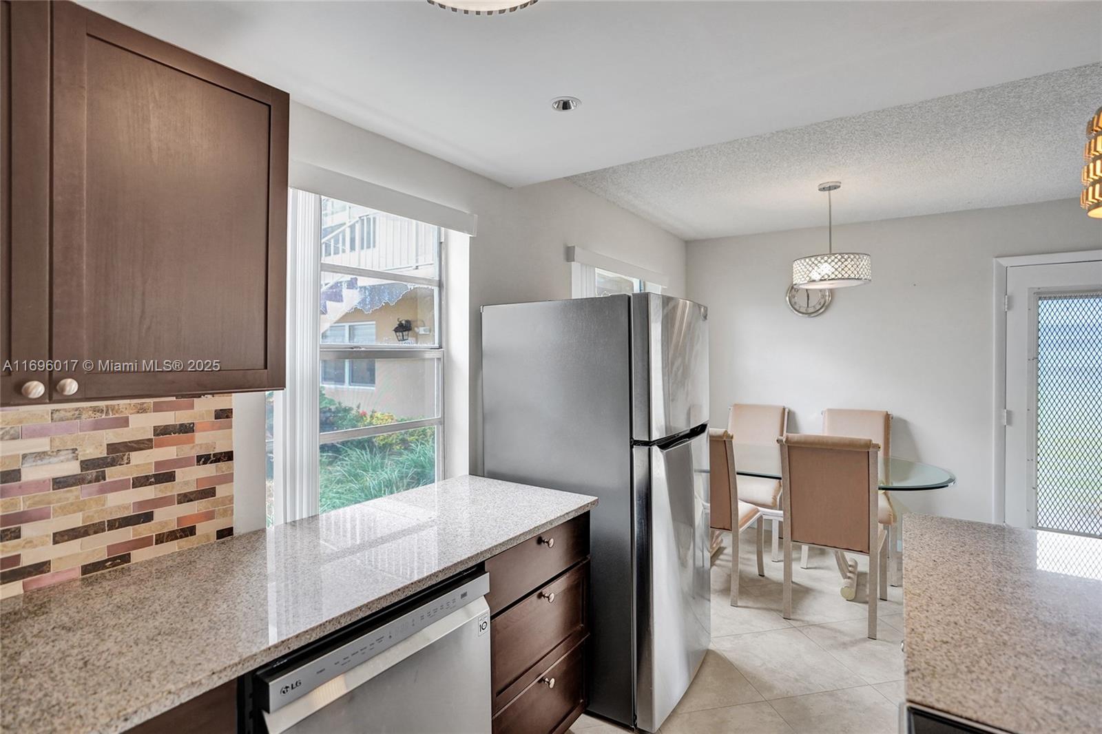 KINGS POINT BURGUNDY COND - Residential