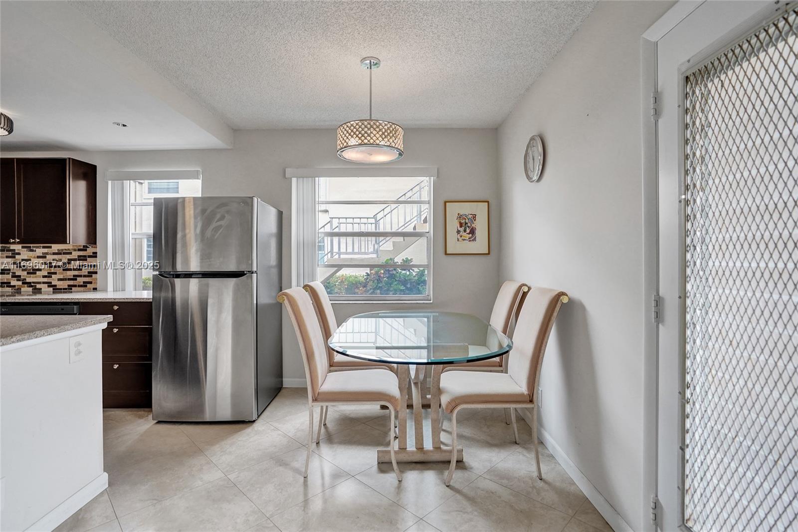 KINGS POINT BURGUNDY COND - Residential