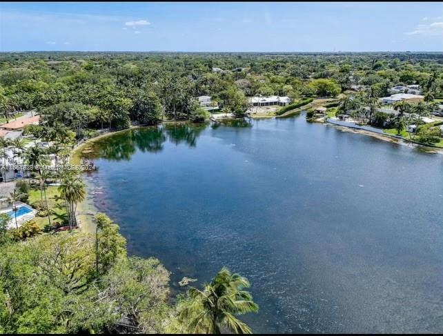 TANGLEWOOD LAKE - Residential