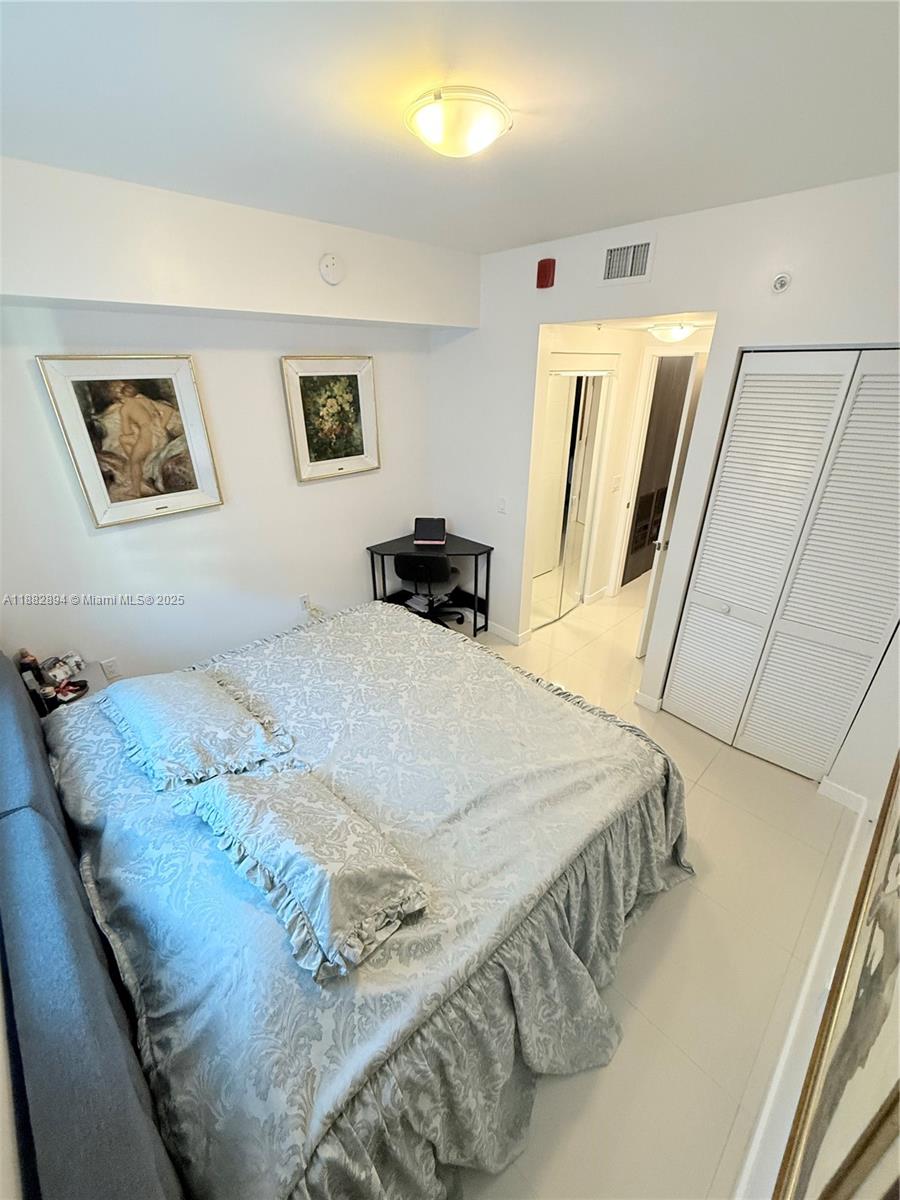 GRAND BAY COMMONS SOUTH - Residential